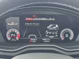 ●バーチャルコックピット『メーターパネル内に高解像度の液晶ディスプレイを配置。ドライバーは視線の移動を少なくすることができます。』