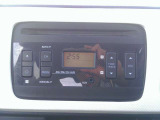 お気に入りの音楽を聴きながら楽しく運転できる!純正CDステレオ付き♪ 別途カーナビも取り扱っていますのでご相談して下さい。