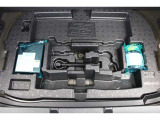 もしもの時のパンク修理キット。空気バルブに薬剤を入れて電動コンプレッサで空気を送り込むだけなので危険な作業や体力が少なくてすみます。ですがあくまで応急処置の為本修理が必要です。
