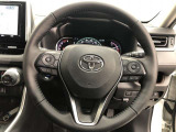 ハンドルは車を運転する上で、ずっと握っている重要なパーツです。手にフィットする物がいいですよね♪