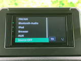 使いやすいインターフェースが魅力のナビ・オーディオ。Bluetooth接続で、お気に入りの音楽を快適に楽しめます。ドライブ中のエンターテイメントを充実させてくれるでしょう。