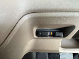 高速の出入りを楽にできるETC車載器付きです。
