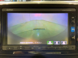 リアカメラ付で、後方をナビ画面で確認。車庫入れも安心です。もちろん、バックギアと連動しています。