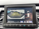 バックでの駐車が苦手な方や運転にあまり自信のない方でも後方の視界をしっかりサポート。安心して車庫入れが出来るバックカメラを装備しています!