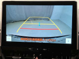 いまや必須装備「ナビゲーション」搭載!知らない場所にスイスイッとドライブ。もう、これなしではハンドルを握れませんね!でも運転中の操作は危険ですのでご注意ですね☆