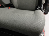 運転席と助手席にはシートヒーターも付いています!