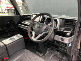 見晴らしが良く開放的な車内。視界も良好でストレス無く快適なドライブをご提供できます♪
