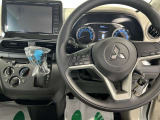 運転席廻りもご覧ください