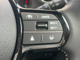 Hondaセンシングの機能のひとつ、アダプティブクルーズコントロール付!アクセルから足を離しても設定したスピードと前車との車間を保ち走行してくれます!車線維持もアシスト☆高速道路で疲労軽減ですね☆