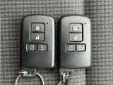 付属品はこちらになります。ご質問等ございましたらお気軽にお問い合わせください!