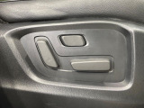 【パワーシート】スイッチ一つで簡単にシートの微調整が可能!電動だから力もいりません!快適なシートポジションにセットして、快適なドライブをお楽しみください。
