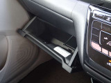 【収納】車検証やティッシュBOXいろいろすっきり収納できて便利です!