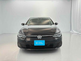 VWは小さな車も、大きな車も、平等です。クラスによって品質や安全性に差を付けない。ボディ剛性と精度、重厚なドアの音はどの車種も共通です。是非一度体感してみて下さい。