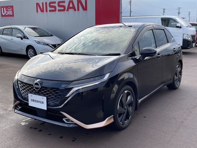 ノートオーラ 1.2 G FOUR レザーエディション 4WD 