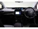 必要な装備を使いやすい位置に配置した機能的な運転席まわり。操作感や車両感覚など、ぜひ運転席に座って確かめてください。