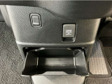 車を初めて購入されるお客様や、車にあまり詳しくないお客様にもわかりやすく丁寧に説明させて頂きます♪