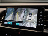 ◆マルチビューカメラシステム◆運転席から見づらい前後左右を、ナビ画面の映像で確認。見通しの悪い交差点や狭い道でのすれ違い、駐車などをサポートします。