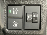 ヘッドライトレベリング機能で、重い荷物を積んだ時の光軸調整ができます。