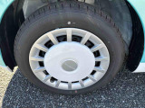 タイヤの山の残りをご確認ください。