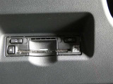 高速道路を賢く使うETC2.0装備です。高速道路とクルマが情報を連携して渋滞の迂回ルートや災害時の適切な誘導をしてくれたりします。
