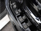 ◆パワーウィンドウスイッチ◆運転席から全席の窓の開閉操作を行うことが出来いつでも換気ができます!