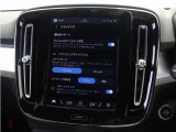 ドライブモードを変更できます。ドライブモードを選択すると、走行特性が変化して、ドライビングエクスペリエンスが向上し、特殊な状況で走行しやすくなります。