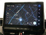 バックカメラ搭載です!車庫入れが苦手な人はもちろん、車両感覚に自信がある人にもお勧めです!見えない箇所が見えるようになるので、低い障害物や隠れてしまっている子供の存在等にも気付く事が出来ます。