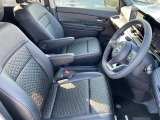 運転席まわりになります。実際に乗って頂き乗り心地をご体験してみてください。