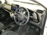 見通しのよいすっきりとした視界で、誰でも運転しやすいです。運転のしやすさは疲れにくさにも繋がりますよ♪