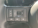 ステアリングスイッチ搭載!ハンドルひとつで手を離さなくても運転中視線をそらさなくても操作が出来て便利です