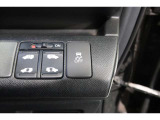 【横滑り防止装置】ドライバーの安全運転をアシストしてくれる装備が充実しています☆ドライバーの不安を安心へと変えてくれますね。