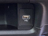USB入力端子を装備しており、外部機器から音楽を再生できます。