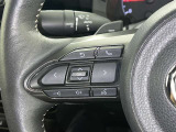 ステアリングスイッチ装備!運転しながら手元でオーディオの操作などができます。