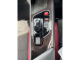 ☆電動パーキングブレーキです。停車時にブレーキ保持をしてくれるオートホールド機能付き。