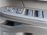 運転席窓操作部スイッチの画像です。
