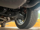 お車を安心してお乗りいただく為には、足回りの定期点検が欠かせません。サービスサポート(有償保証)では無料点検もご提供しており、安心のカーライフをお過ごしいただけるサポート体制が整っています。