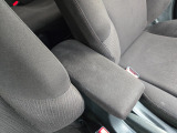 運転席にはアームレスト付きです♪