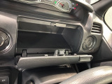 豊富に在庫を取り揃えています。 軽自動車からミニバン、セダン、SUV、話題のハイブリッド車などなど続々入荷中です!