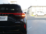 後続車からの視認性も良くスタイリッシュなLEDテールランプ