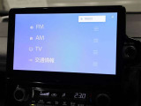 ディスプレイオーディオを装備。スマホとクルマをつなぐことで、これまでのナビに加えて、色々なサービスが楽しめます。