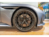 【SKY GROUP】BMW、MINI、VOLVO、JAGUAR、LANDROVER、PORCHE、MASERATI、LAMBORGHINI、ASTON MARTINの他14ブランドの輸入車を取り扱う正規ディーラーです。新潟県/神奈川県/東京都中心に全国で販売をしております。