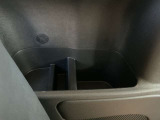 後席用ドリンクホルダーです