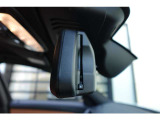 自動防眩機能を備えたルームミラー。ETC車載器を搭載しておりスタイリッシュかつ機能性を兼ね備えております。まずは、お電話等でお気軽にお問い合わせくださいませ。 0078-6002-582225 BPS姫里へ