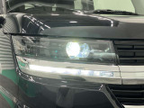 【LEDヘッドランプ】明るいライトが夜間の安全運転をサポートします。消費電力も少なく長寿命です。