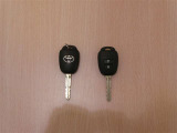 キーレスエントリーです。中古車としてはスペアキーがあるのはありがたいですね。