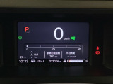 スピードメーターはこちら!すっきりとしたデザインで、昼間でも夜間でも見やすい設計になっています。