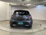 バックカメラが付いているので後方確認が非常にしやすいです。今や運転初心者も熟練者も必須装備!ついていて損はないですね♪