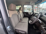 1列目シートです。足元までゆったりとご乗車いただけます!