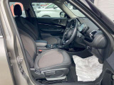 運転席シートの状態も良好です。