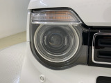 LEDヘッドライトは、点灯の瞬間から最大光量を発揮し、突然暗くなるトンネルなどでの安定感を高めます。